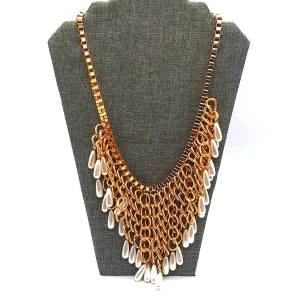 CHICO'S 20" Pearl Drops Statement Necklace in Gold Tone Franco Chain - Picture 4 of 6